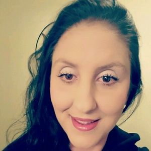 Meet your Posher, Natasha